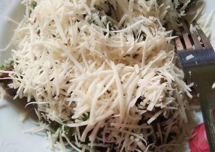 Langkah Mudah untuk Menyiapkan Pisang ijo keju, Lezat
