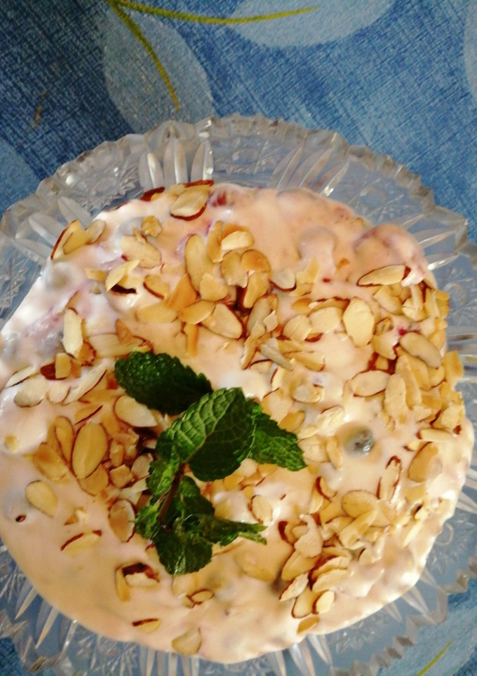 Una foto de Fool de frutas y almendras
