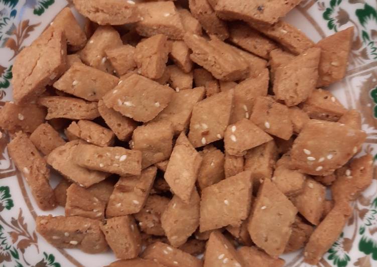 Easiest Way to Make Appetizing Shakarpara with Sesame Cooking Basics for Newbies