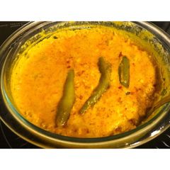 Oal-Shorshe Bhape/ Steamed Yam in the Mustard-Yoghurt -Coconut Sauce Gravy 💁🏻♀️ A picture of Oal-Shorshe Bhape/ Steamed Yam in the Mustard-Yoghurt -Coconut Sauce Gravy 💁🏻♀️.