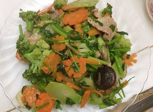 Hình của món [ TẾT ] Súp lơ xào thịt 🥦🥩.