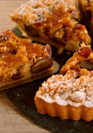 A picture of Sweet Chestnuts and Walnuts Tart, Crumble Topping.