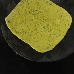 Palak chilli paratha A picture of Palak chilli paratha.
