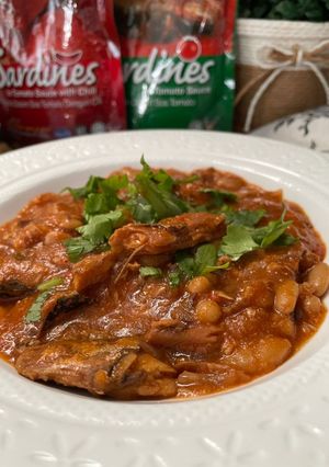 A picture of Baked Beans and Sardine.