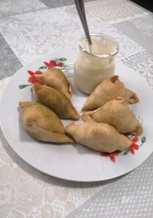Una foto de 243. Samosas de verduras vegetarianas