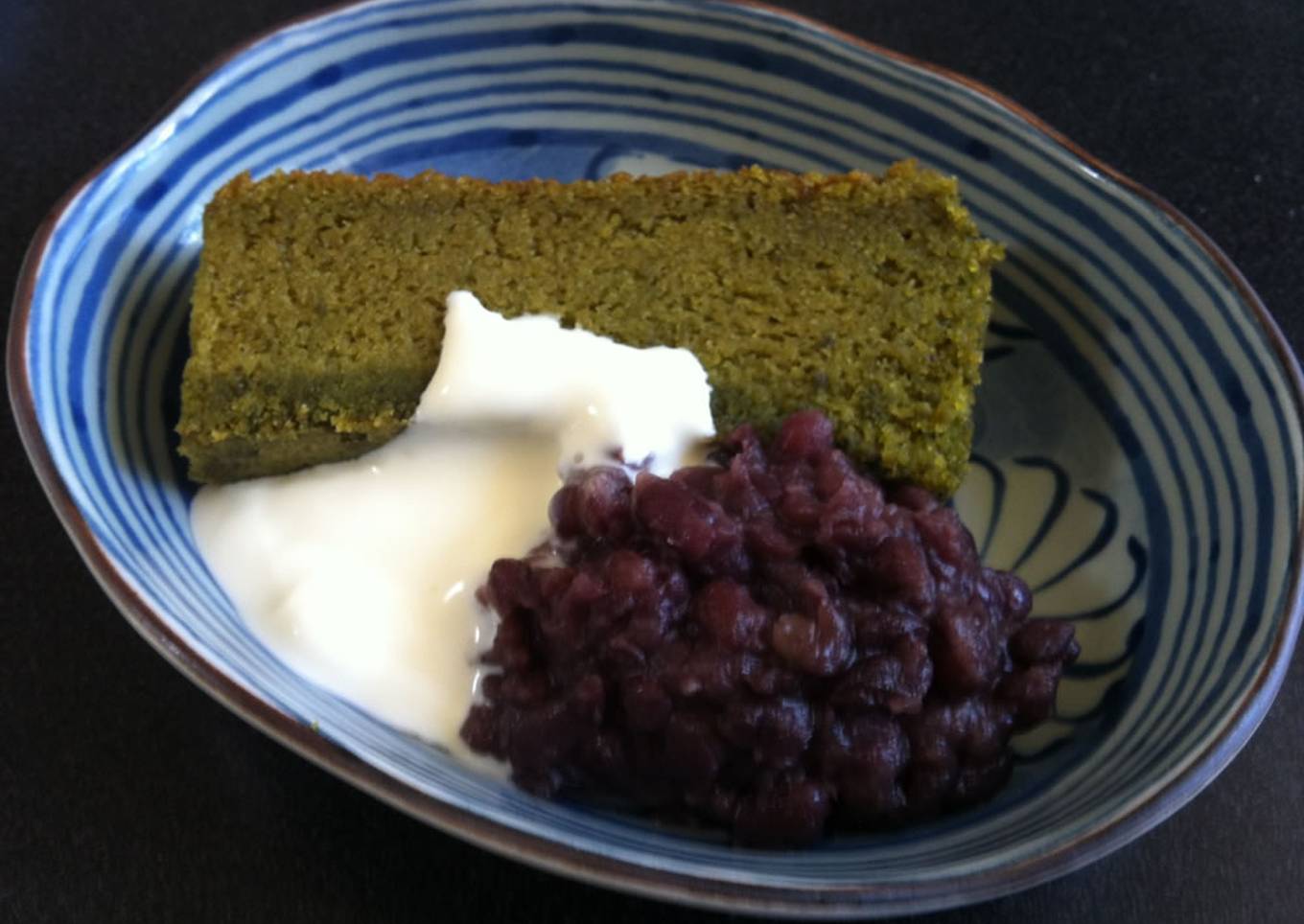 Matcha & White Chocolate Cake