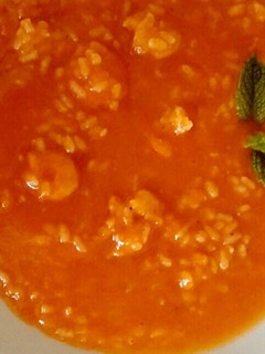 Una foto de Arroz con tomate y hierbabuena
