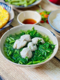 Hình của món Canh Cải Cúc Chả Cá.