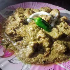 A picture of Hari Makhni Handi 🍛🍛🍛.