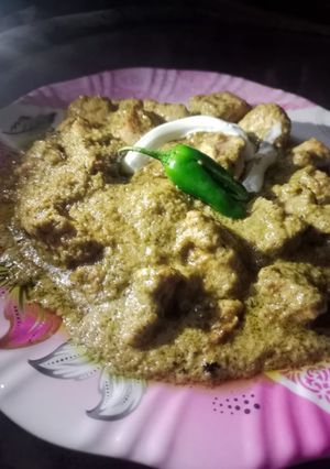 A picture of Hari Makhni Handi 🍛🍛🍛.