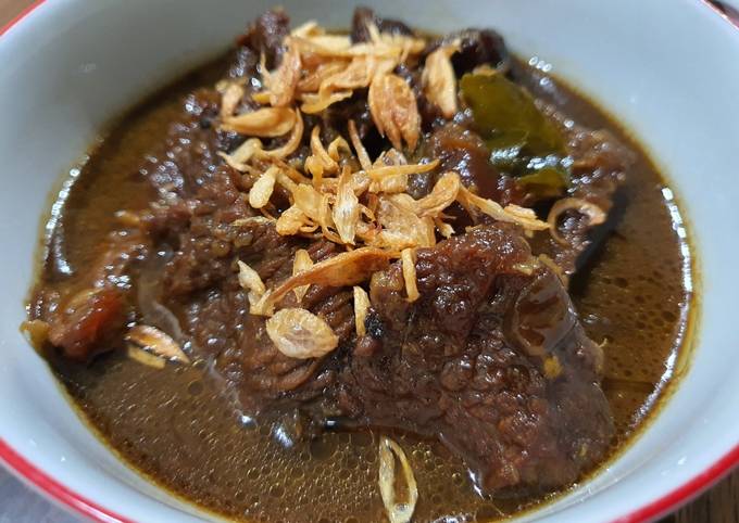 Semur daging