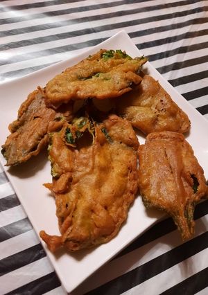 A picture of Spinach pakora.