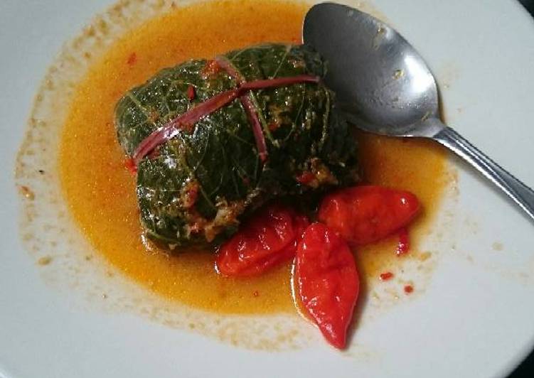 Cara Gampang Mengolah Buntil daun singkong Sederhana