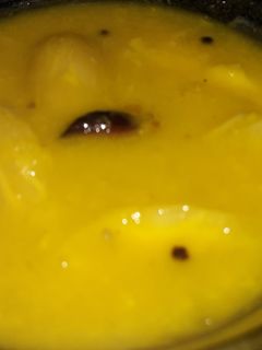 আমড়া টক ডাল (Amra tok Dal recipe in Bengali) রেসিপির প্রধান ছবি