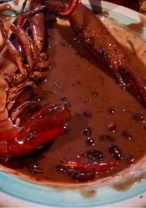 Una foto de SHOBETHA (Mole negro de camarones)