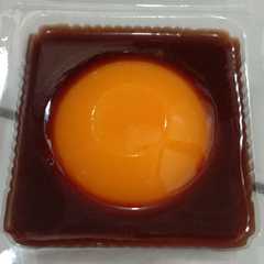 A picture of Pudding Kuning Telur.