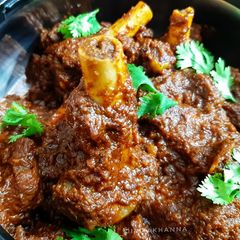 A picture of Mutton curry.