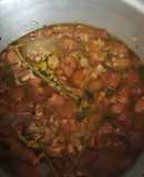 Sopa de setas con flor de calabaza