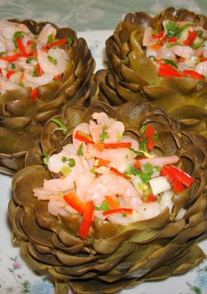 A picture of Stuffed artichokes with shrimps.