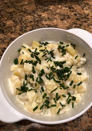 Uborkás krumplisaláta recept fotója