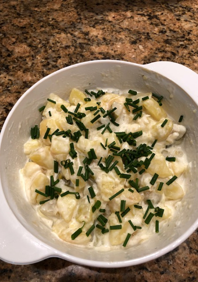 Uborkás krumplisaláta recept fotója