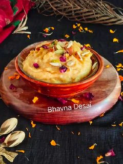 શીરો.(Sheera Recipe in Gujarati) રેસીપી મુખ્ય ફોટો