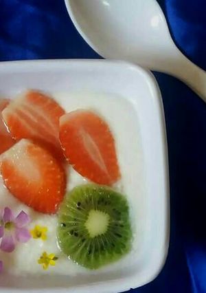 A picture of Fruit Raita.