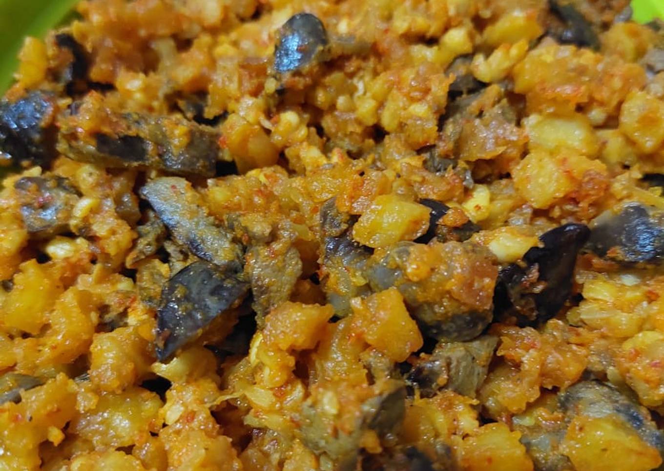 Sambal goreng kentang,tempe dan hati ayam