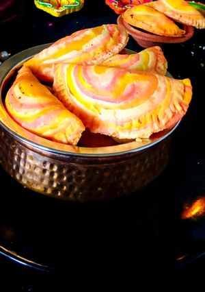 A picture of Rose Coconut karanji.