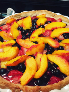 A picture of Triple Berry Pie.