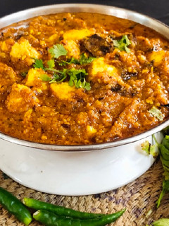 पनीर की ढाबा स्टाइल सब्जी (paneer ki dhaba style sabzi recipe in Hindi) रेसिपी मुख्य फोटो