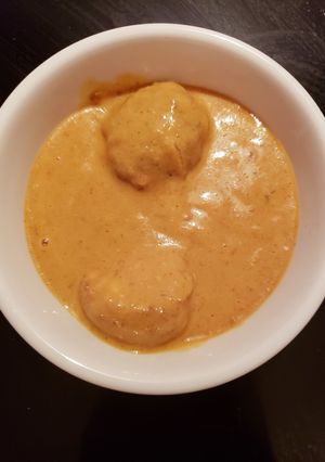 A picture of Paneer kofta curry.