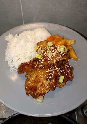 A picture of Crispy Fried Gochujang Enoki Mushrooms.
