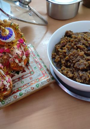 A picture of Chana dal Halwa.