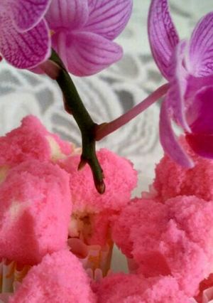 Foto resep #cookpadpeduli#kankerpayudara Bolu kukus mekar no soda no ribed