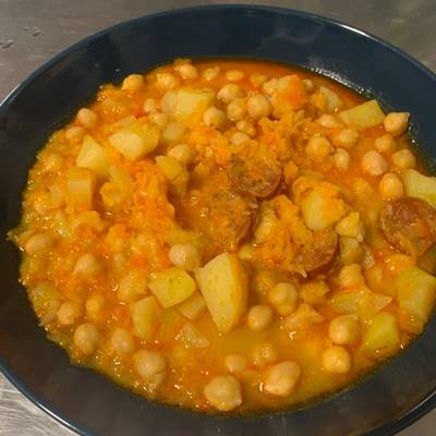 Garbanzos con chorizo mambo