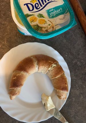 Tk Fokhagymás Kifli 🥐🤤 recept fotója