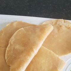 A picture of Wholemeal pastry/wrap sheets.