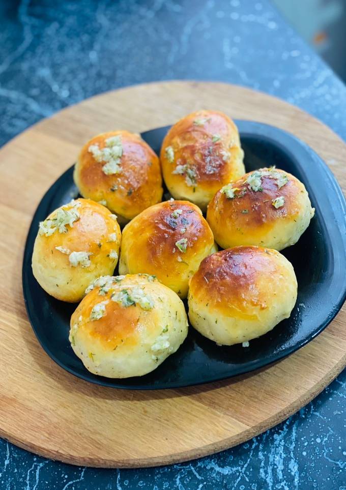 Пампушки з часником