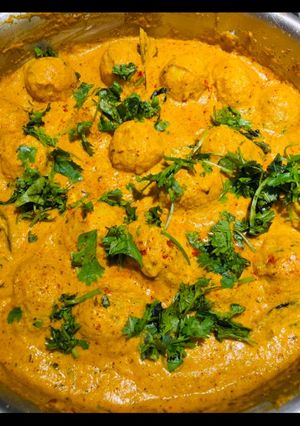 A picture of Shahi Dum Aloo.