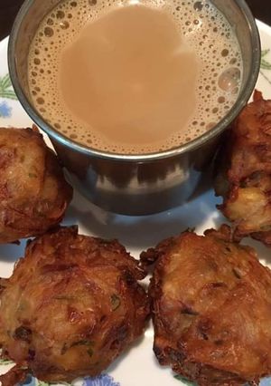 A picture of Onion pakode.