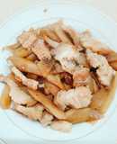 Thịt ba rọi củ cải muối xào nước tương