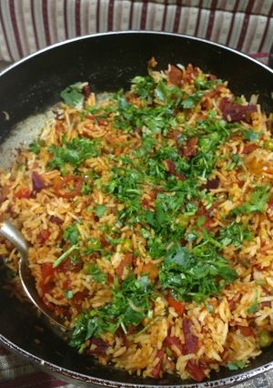 A picture of Vegetable kadhai pulao.