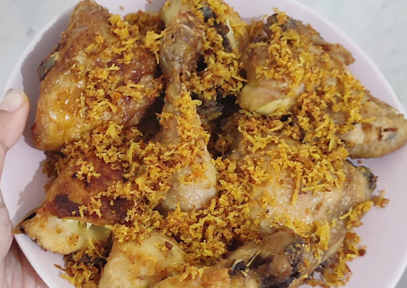 Ayam Goreng Serundeng Kemiri