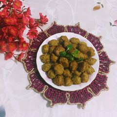 A picture of Crispy Dal Vada.