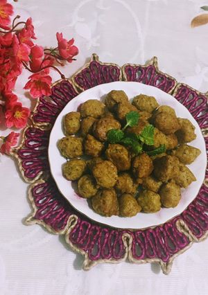 A picture of Crispy Dal Vada.