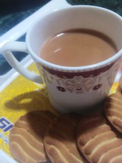 मसाला चाय (Masala chai recipe in hindi) रेसिपी मुख्य फोटो