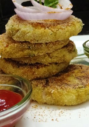 A picture of Biryani kebabs.