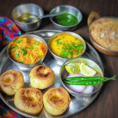 A picture of Rajasthani thali.