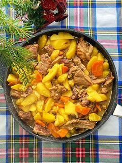 Фото Індик тушкований з овочами.
